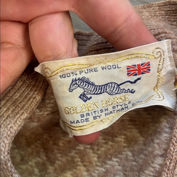 Golden Horse | Vintage 100% Virgin Wool Brown and Cream Knit Vest Size XXL - Picture 6 of 13